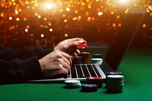 Baccarat and roulette live dealer tables on rg game casino section